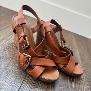 Franco Sorto Women’s Hallie brown leather sandal, size 7M